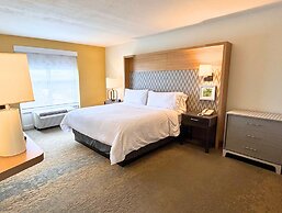 Holiday Inn Hotel & Suites Orange Park by IHG