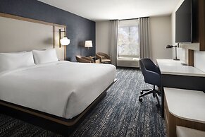 Fairfield by Marriott Inn & Suites Fresno River Park