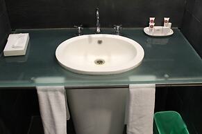 RnB Select The Clover