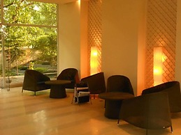 RnB Select The Clover