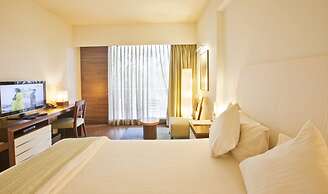 RnB Select The Clover