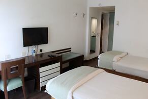 RnB Select The Clover