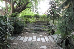 RnB Select The Clover