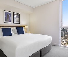 Oaks Brisbane Festival Suites