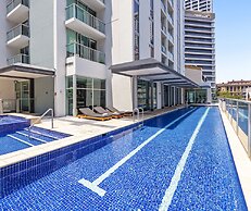 Oaks Brisbane Festival Suites