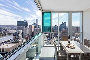 Oaks Brisbane Festival Suites