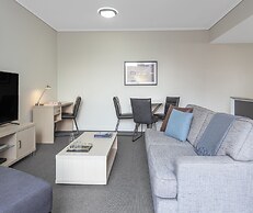 Oaks Brisbane Festival Suites