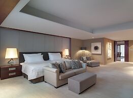 New World Wuhan Hotel