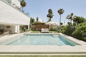 METT Hotel & Beach Resort Marbella Estepona