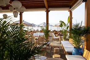 METT Hotel & Beach Resort Marbella Estepona