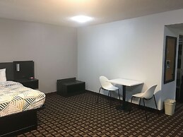 Studio 6 Suites Tupelo, MS - North