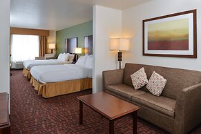 Holiday Inn Express & Suites Cherry, an IHG Hotel