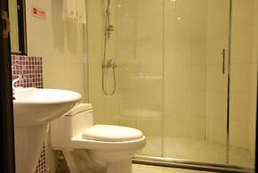 Insail Hotels (Guangyuanxincun Jingtai Pedestrian Street Guangzhou)