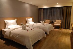 Insail Hotels (Guangyuanxincun Jingtai Pedestrian Street Guangzhou)