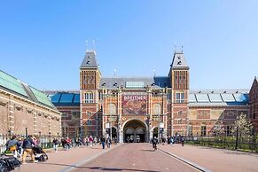 Amsterdam Hostel Uptown