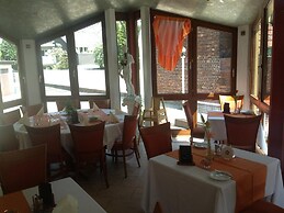 Hotel Restaurant Flora