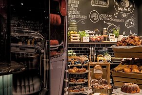 Motel One Frankfurt East Side