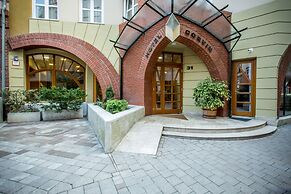 Corvin Hotel Budapest - Corvin wing