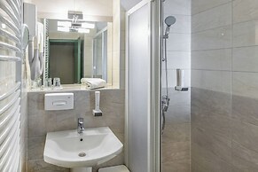 Corvin Hotel Budapest - Corvin wing