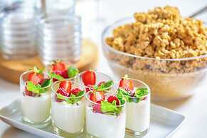 Corvin Hotel Budapest - Corvin wing