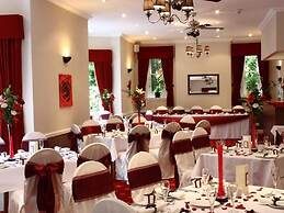 Old Rose and Crown Hotel