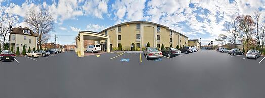 Red Carpet Inn Newark Irvington, NJ