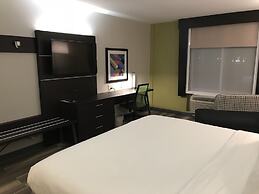 Holiday Inn Express Hotel & Suites Canton by IHG