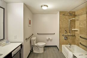 Hampton Inn & Suites Columbus-Easton Area