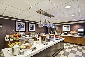 Hampton Inn & Suites Columbus-Easton Area