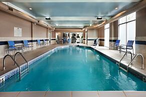 Hampton Inn & Suites Columbus-Easton Area