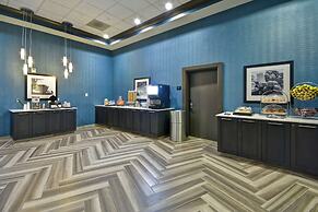 Hampton Inn & Suites Los Angeles Burbank Airport