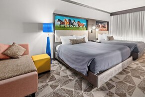 Big Country Hotel & Suites, SureStay Collection by BW