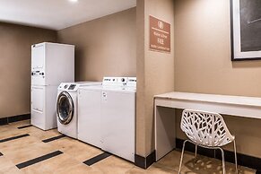 Candlewood Suites Kansas City Speedway by IHG