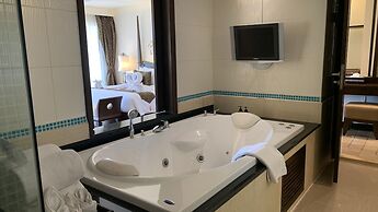 Patong Paragon Resort & Spa