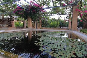 Argentikon Luxury Suites