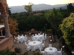 Argentikon Luxury Suites