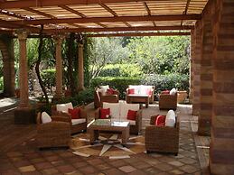 Argentikon Luxury Suites