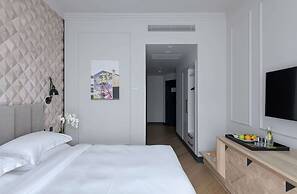 Riviera House