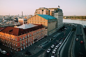 Riviera House