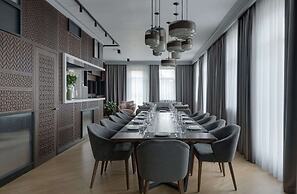 Riviera House