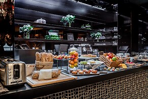 Chalgrin Boutique Hotel