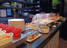 Chalgrin Boutique Hotel