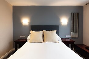 Springfield Hotel and Restaurant