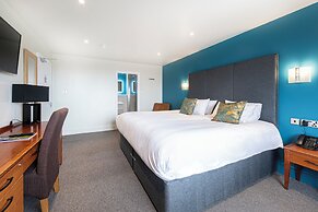 Springfield Hotel and Restaurant