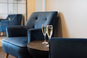 Springfield Hotel and Restaurant