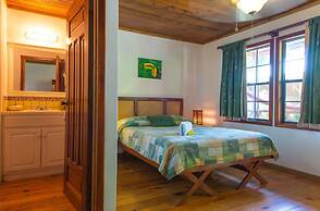 Las Rocas Resort And Dive Center