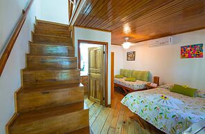 Las Rocas Resort And Dive Center