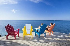 Las Rocas Resort And Dive Center