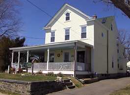 Stirling House Bed & Breakfast