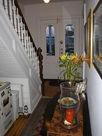 Stirling House Bed & Breakfast